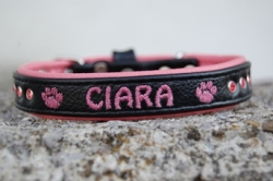 Lederhalsband mit Name und Swarovski