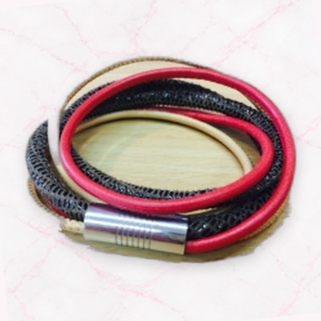 Armband Echsenprägung