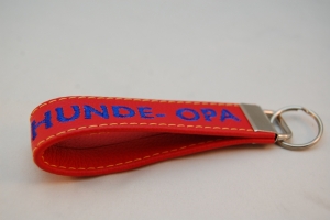 Schlüsselanhänger aus Leder mit Wunschbestickung